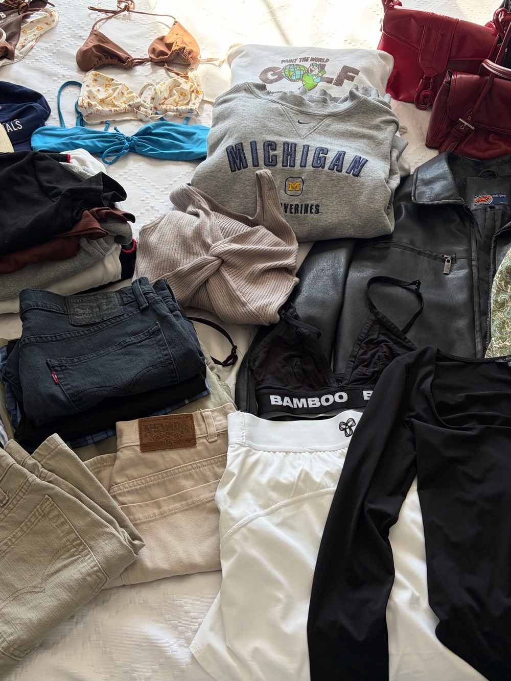 Bundle of clothes, value 500$+
